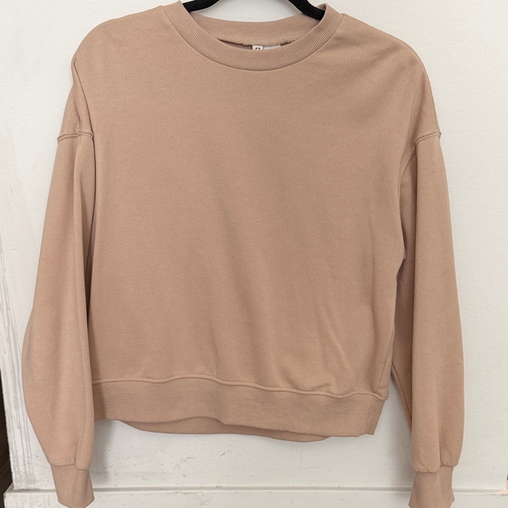 H&M Beige Crew Neck Sweater